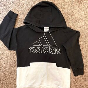 Adidas Hoodie Boys Black white size 7/8 Logo on front with pocket